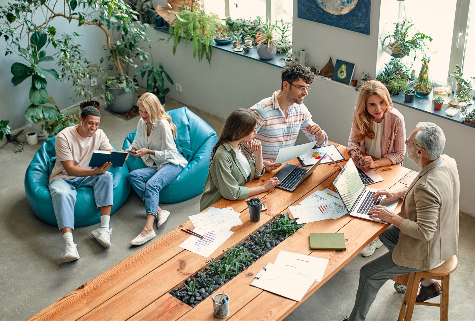 100+ Situational Interview Questions With Answers &Amp; Tips Independent Recruiter LLC | Staffing Agency group of people casually working