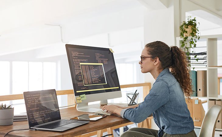 Java Developer Job Description: Skills &Amp; Responsibilities Independent Recruiter LLC | Staffing Agency woman-looking-screen-code-programming